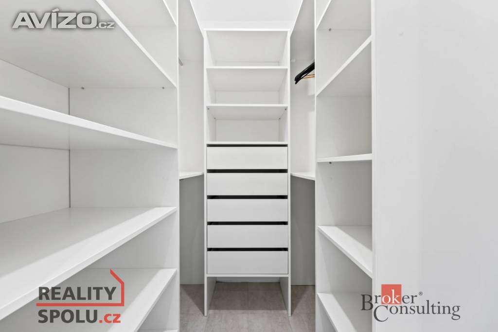 Foto inzerátu Pronájem bytu 2+1 55 m², Praha