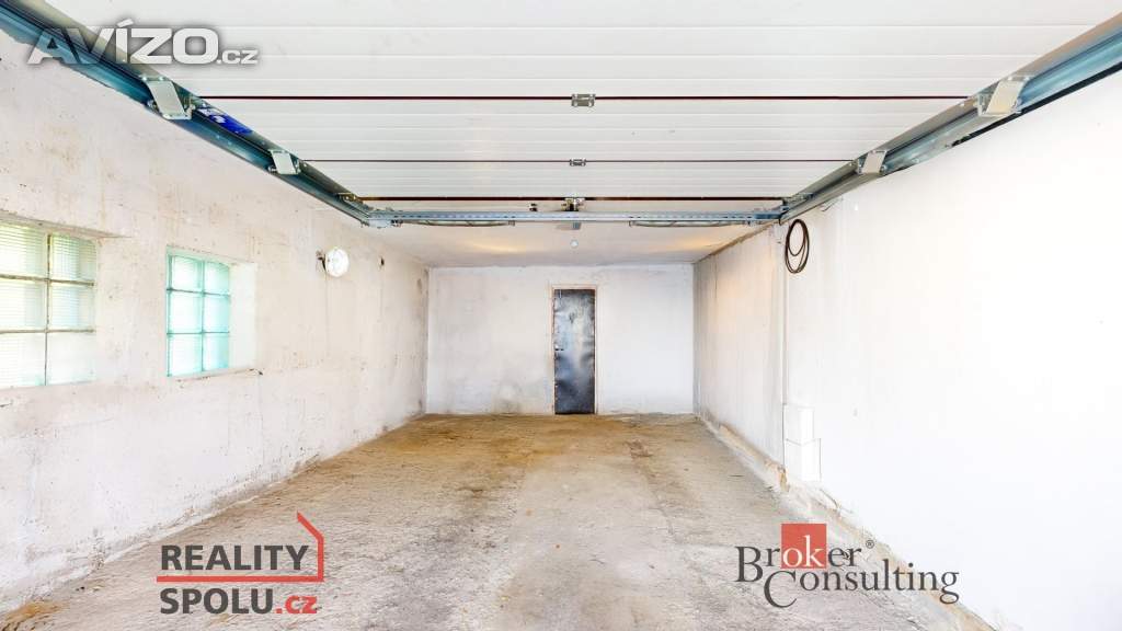 Foto inzerátu Prodej rodinného domu 240 m², Chomutov