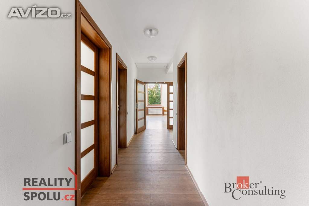 Foto inzerátu Prodej rodinného domu 298 m², Kamenice