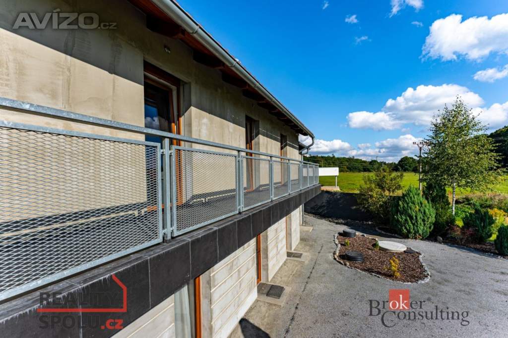 Foto inzerátu Prodej rodinného domu 298 m², Kamenice