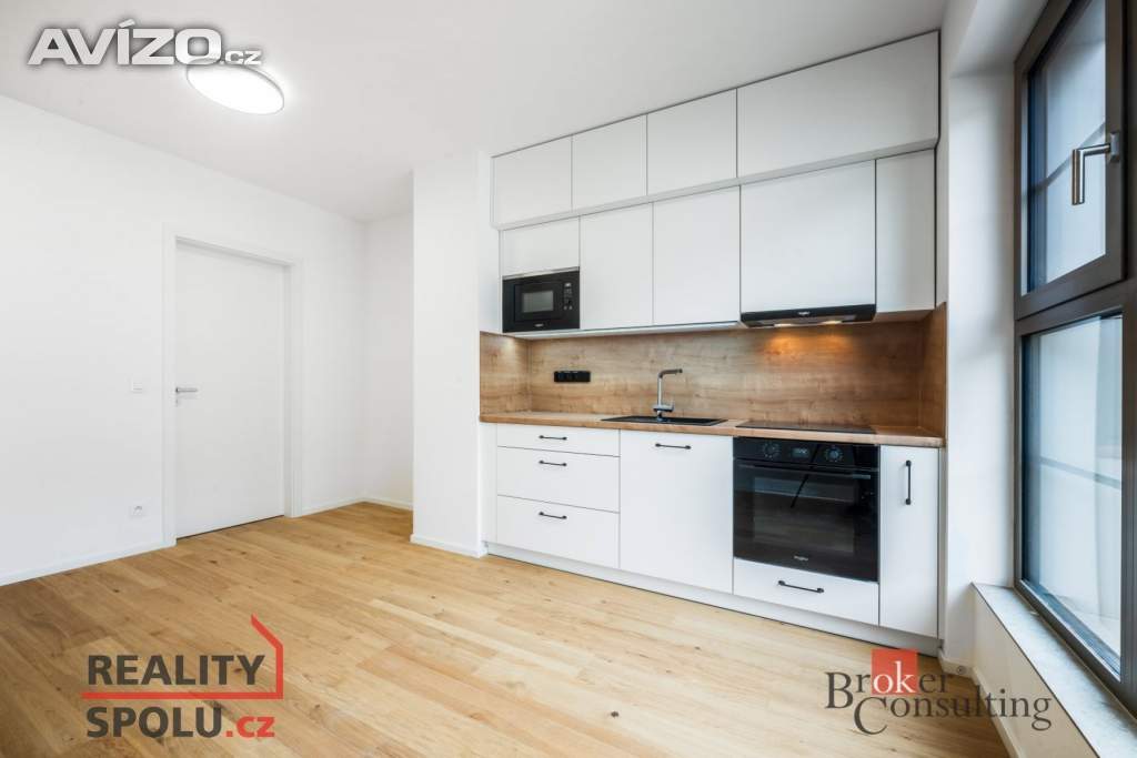 Pronájem bytu 1+kk 23 m², Brno