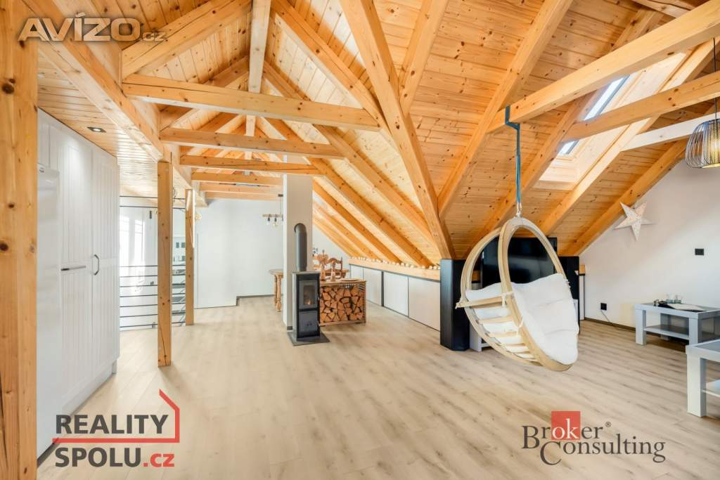 Foto inzerátu Prodej rodinného domu 200 m², Zlatá Olešnice