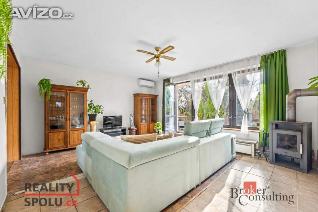 Foto inzerátu Prodej rodinného domu 211 m², Holín