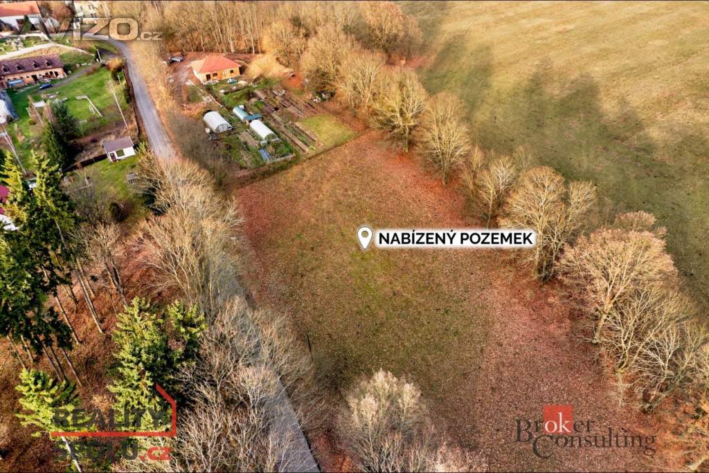 Foto inzerátu Prodej stavebního pozemku 3 662 m², Milhostov