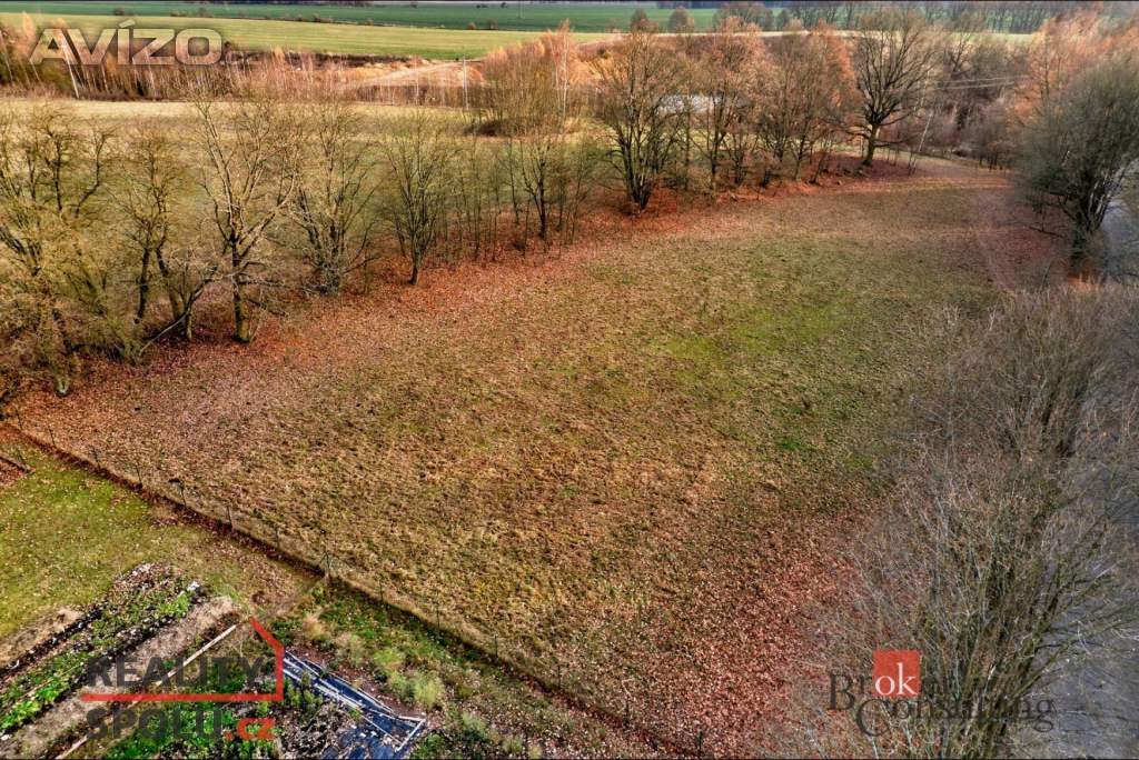 Foto inzerátu Prodej stavebního pozemku 3 662 m², Milhostov