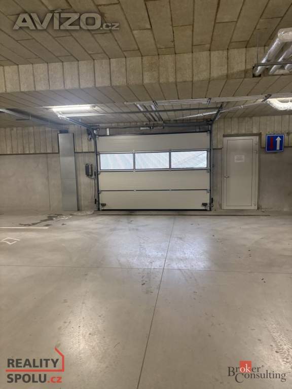 Foto inzerátu Pronájem garážového stání 12 m², Plzeň