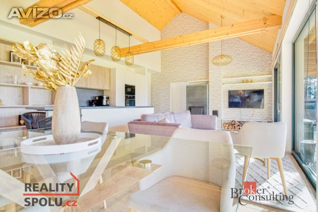 Foto inzerátu Prodej rodinného domu 204 m², Jílovice