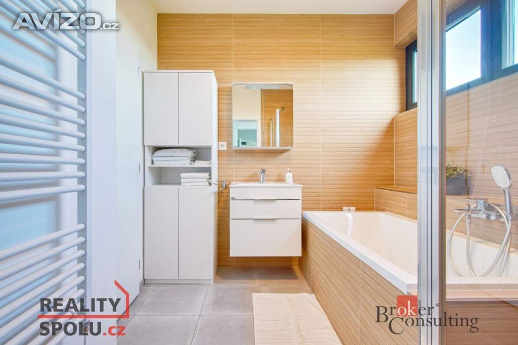 Foto inzerátu Prodej rodinného domu 204 m², Jílovice