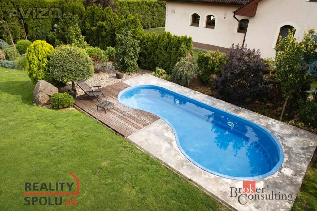 Foto inzerátu Prodej rodinného domu 280 m², Hýskov