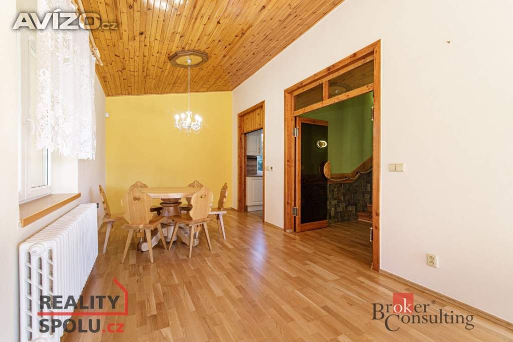 Foto inzerátu Prodej rodinného domu 252 m², Holasovice