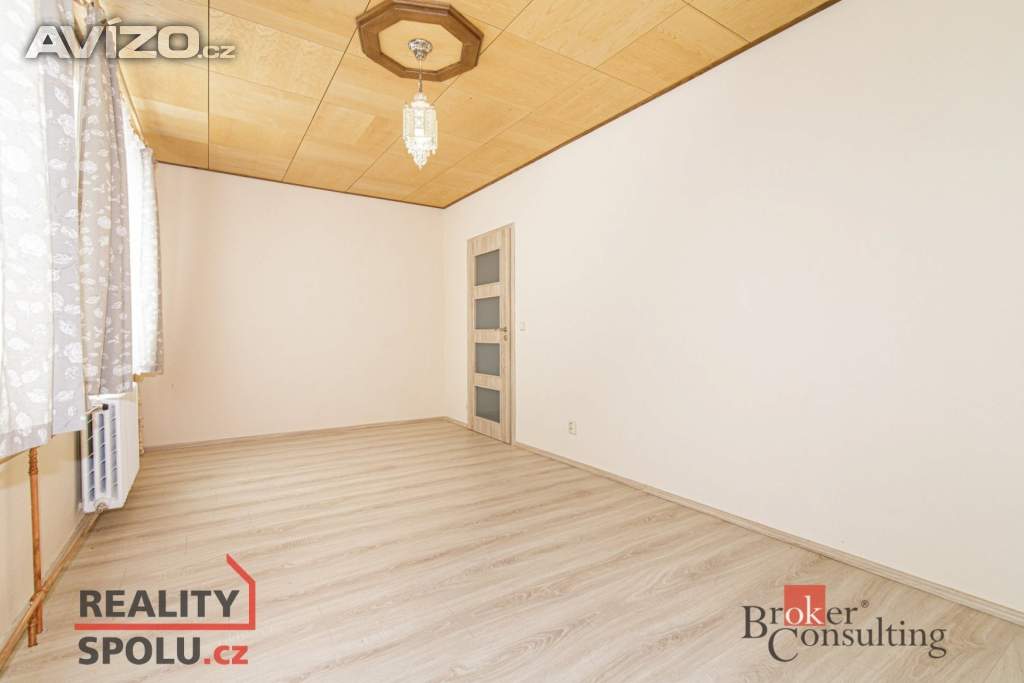Foto inzerátu Prodej rodinného domu 252 m², Holasovice