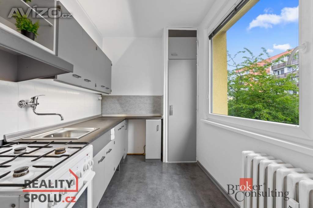 Pronájem bytu 2+1 58 m², Hradec Králové