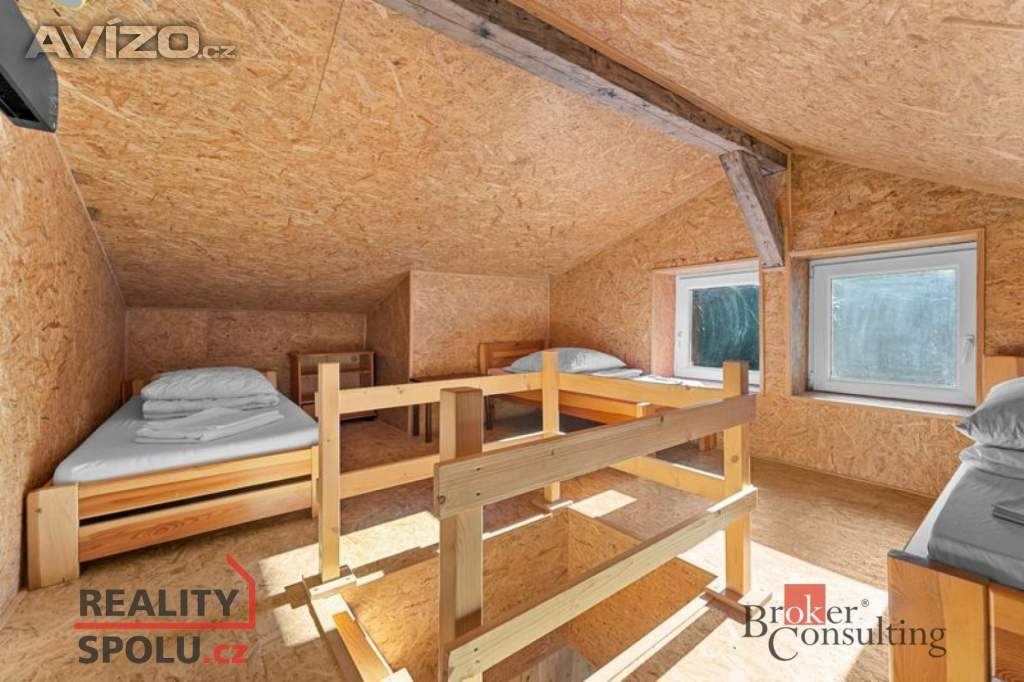Foto inzerátu Prodej nemovitosti pro ubytování 650 m², Strážné