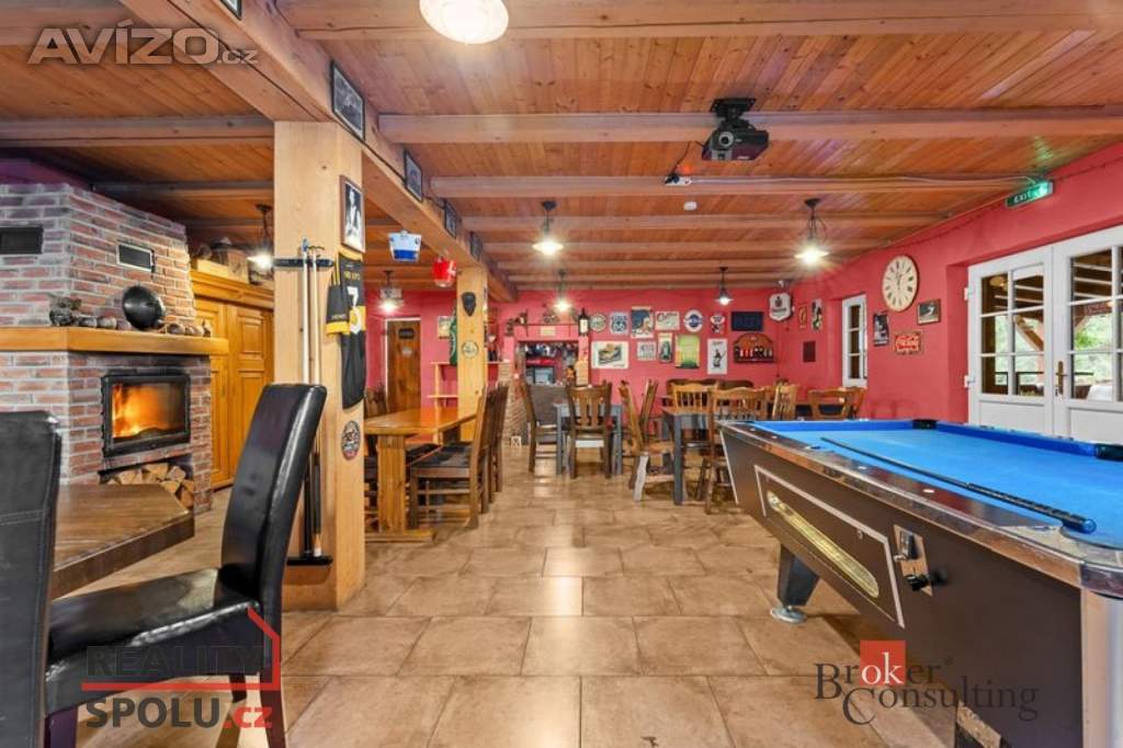 Foto inzerátu Prodej nemovitosti pro ubytování 650 m², Strážné