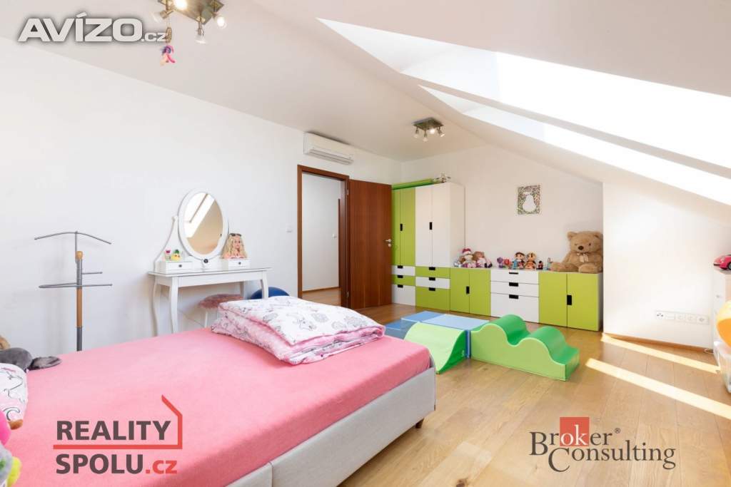 Foto inzerátu Prodej rodinného domu 176 m², Opava