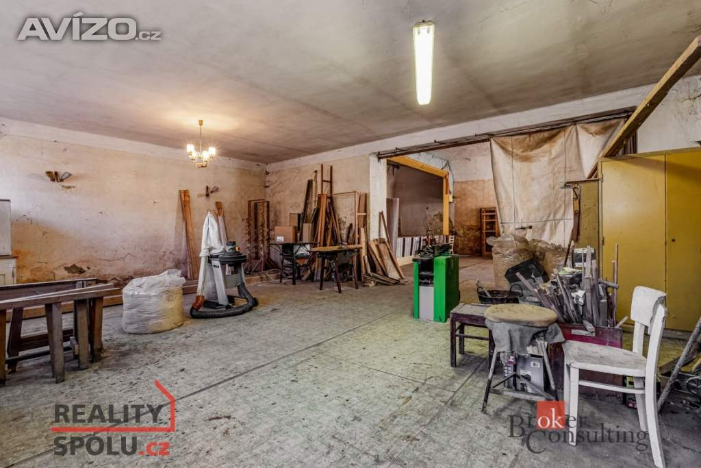 Foto inzerátu Prodej rodinné domy, 395 m² - Úsobí
