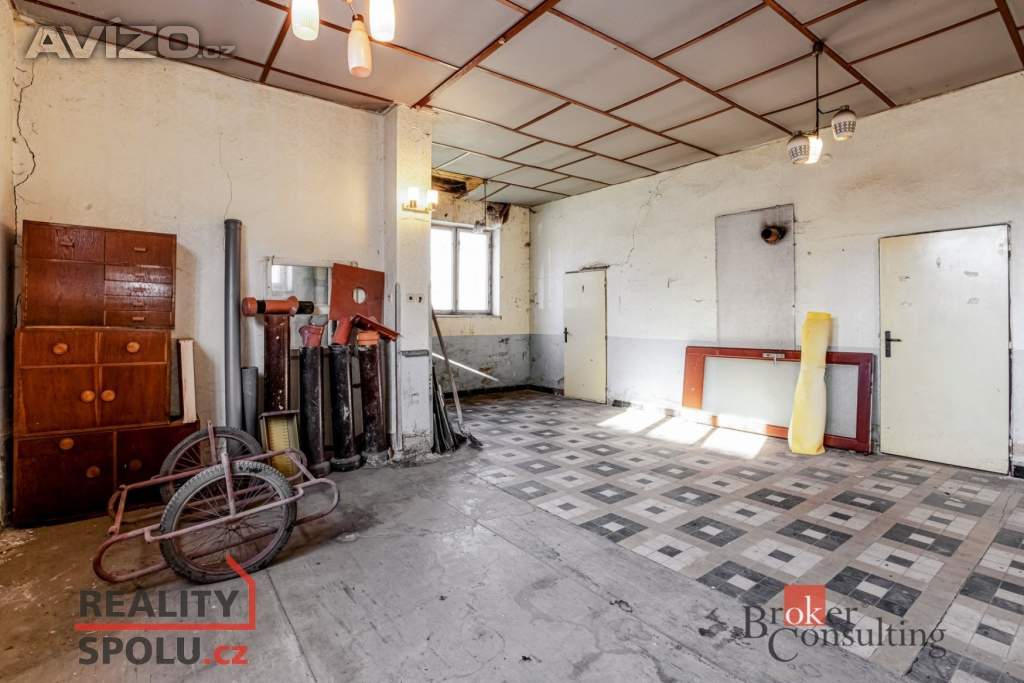 Foto inzerátu Prodej rodinné domy, 395 m² - Úsobí