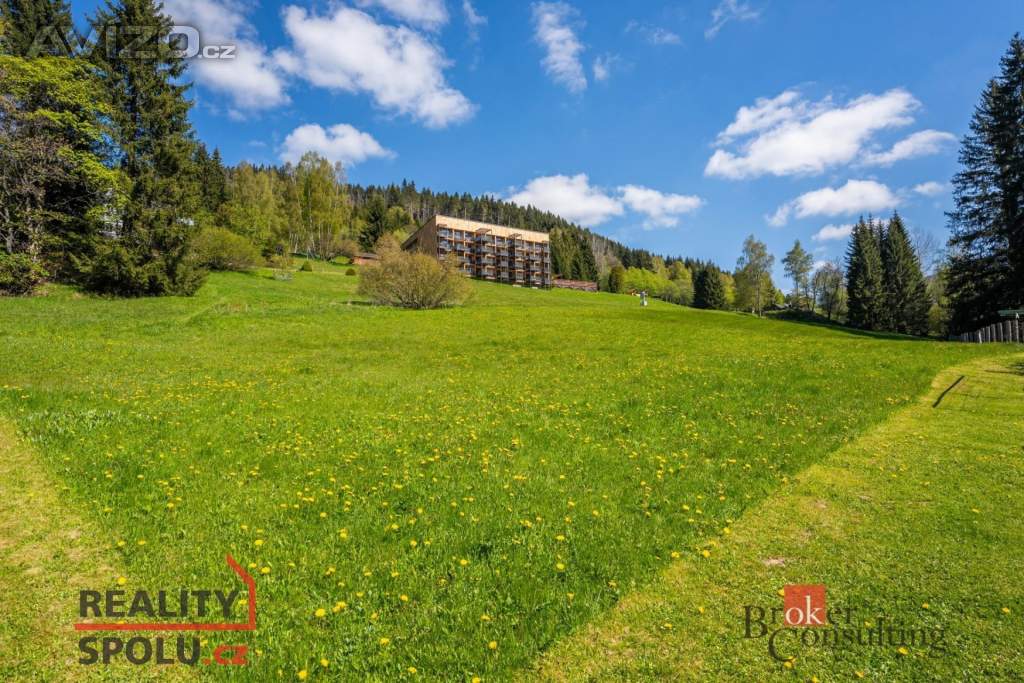 Foto inzerátu Prodej nemovitosti pro ubytování 528 m²