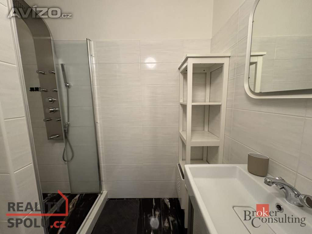 Foto inzerátu Pronájem bytu 2+1 55 m², Razová