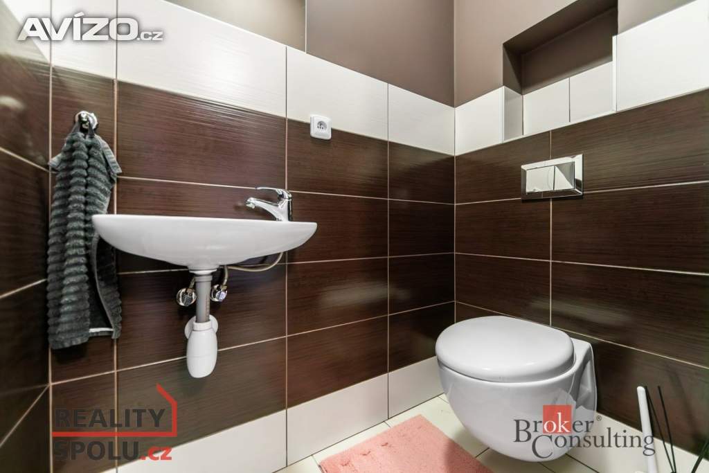 Foto inzerátu Prodej bytu 3+kk 71 m², Bašť