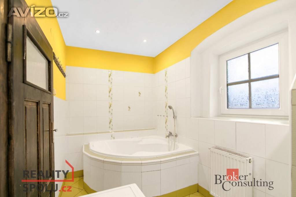 Foto inzerátu Prodej rodinného domu 219 m², Toužim