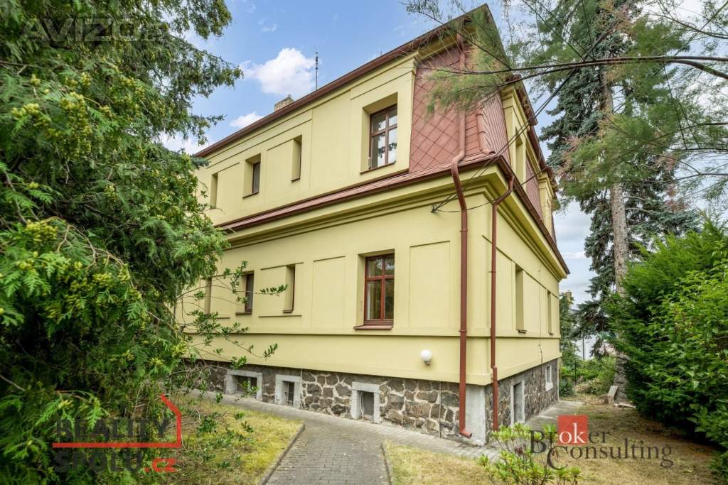 Foto inzerátu Prodej vily 354 m², Praha