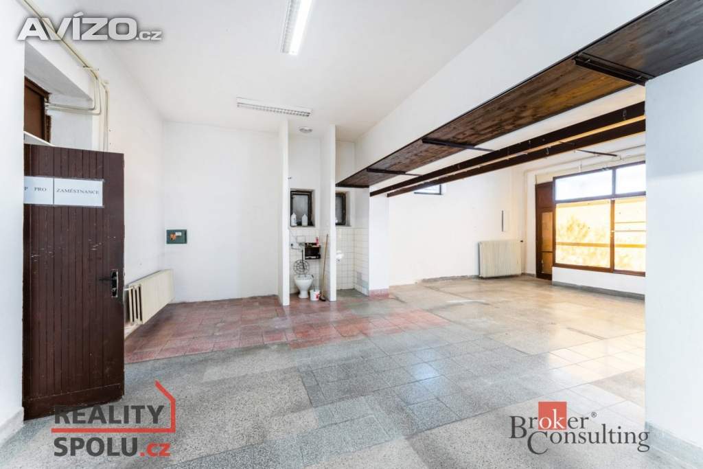 Foto inzerátu Prodej obchodní prostory, 780 m² - Pardubice - Zelené Předměstí