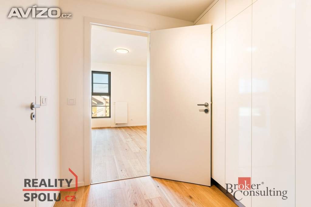 Foto inzerátu Pronájem bytu 1+kk 30 m², Brno