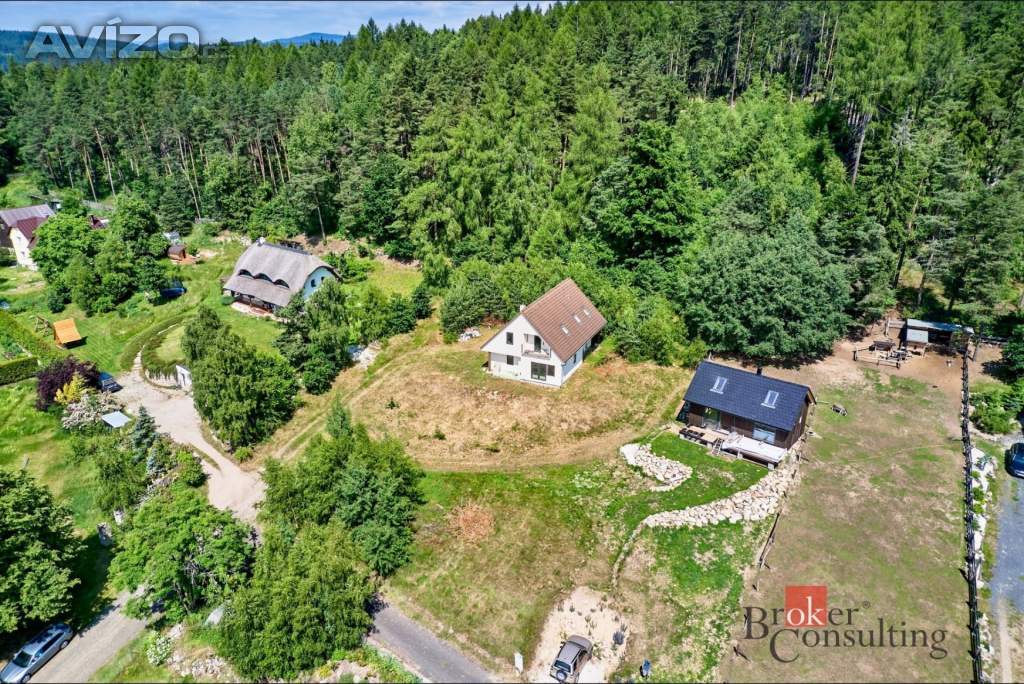 Foto inzerátu Prodej rodinné domy, 202 m² - Smolné Pece