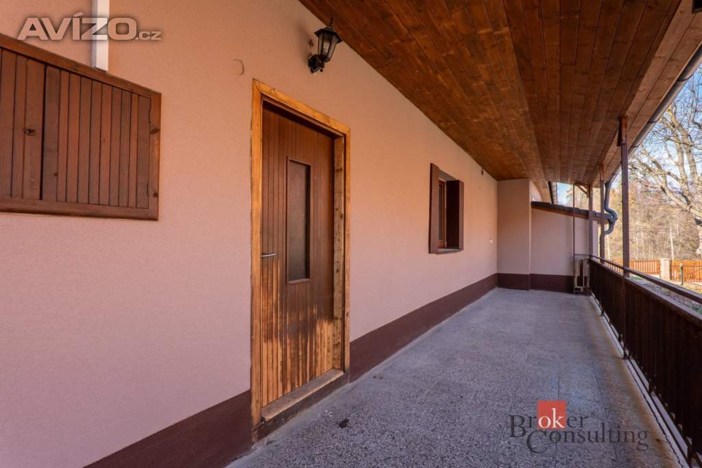 Foto inzerátu Prodej rodinného domu 144 m², Popovice
