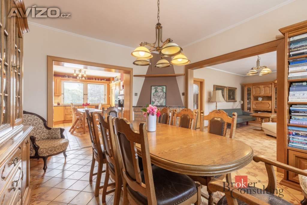 Foto inzerátu Prodej rodinného domu 402 m², Hodonice