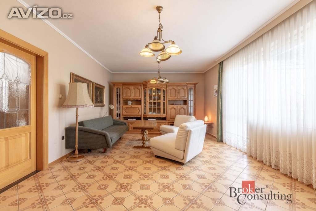 Foto inzerátu Prodej rodinného domu 402 m², Hodonice