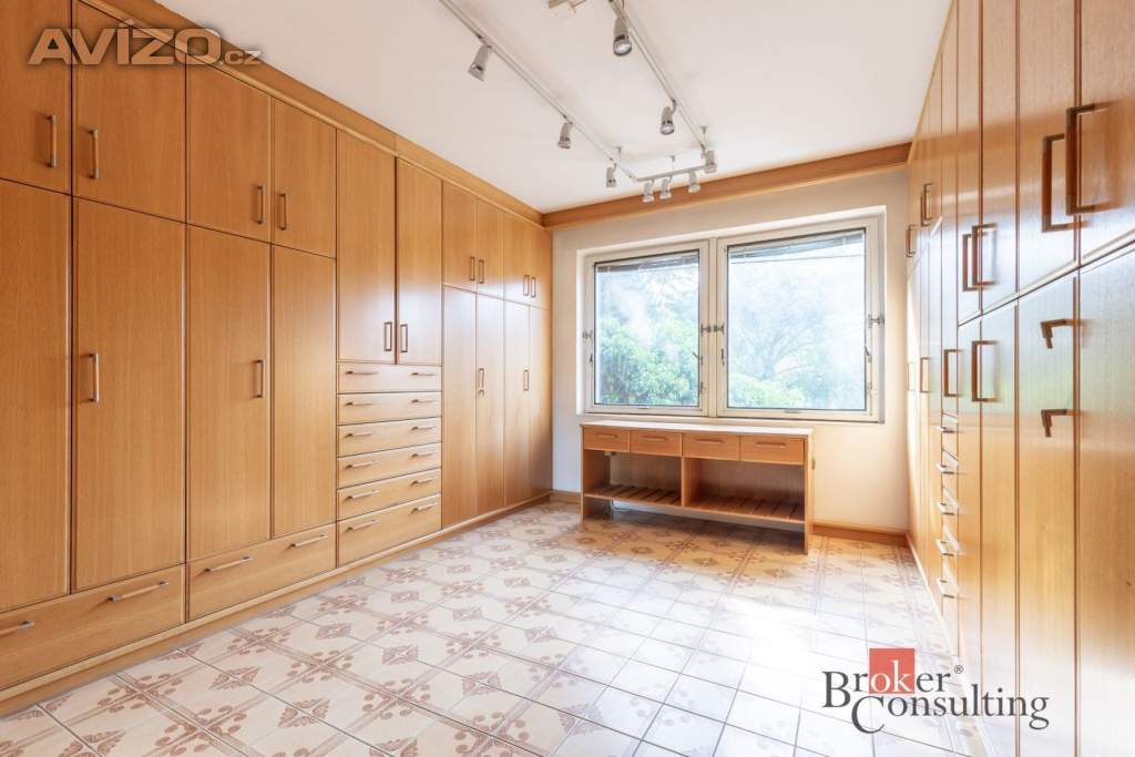 Foto inzerátu Prodej rodinného domu 402 m², Hodonice