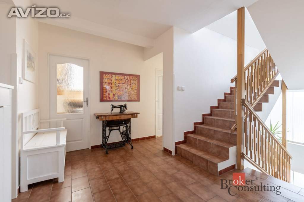 Foto inzerátu Prodej rodinného domu 402 m², Hodonice