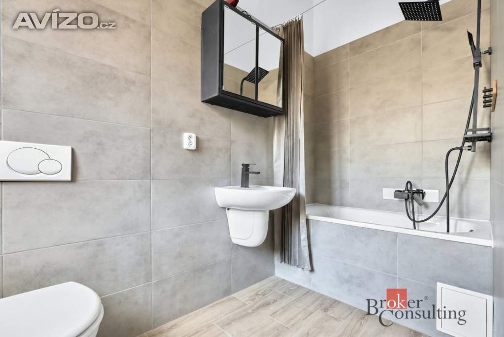 Foto inzerátu Prodej kanceláře 750 m², Nejdek