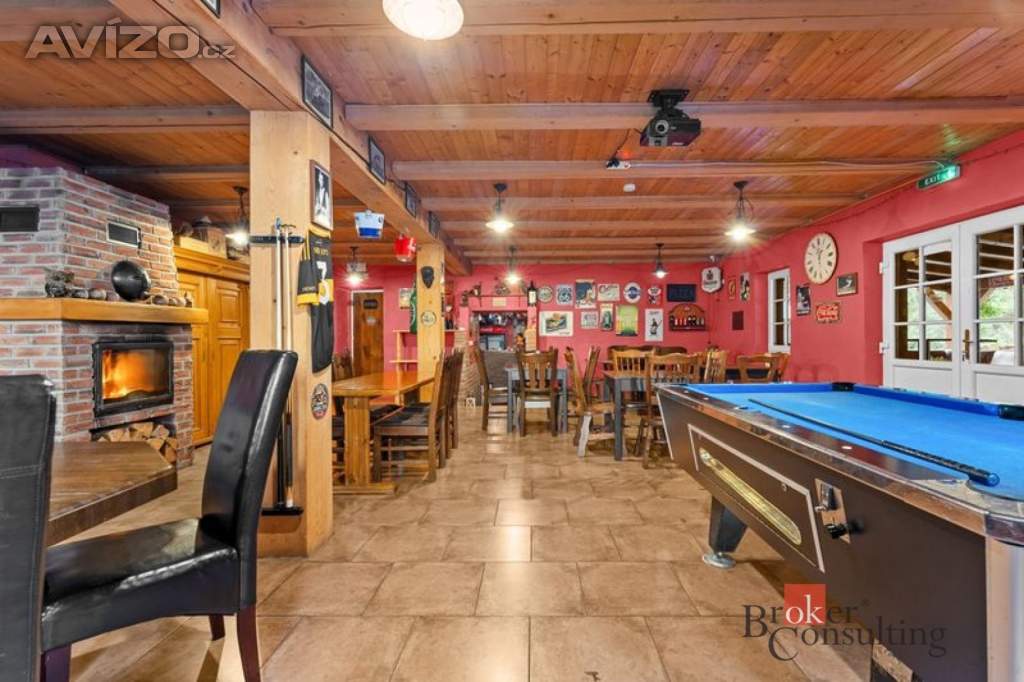Foto inzerátu Prodej nemovitosti pro ubytování 650 m², Strážné