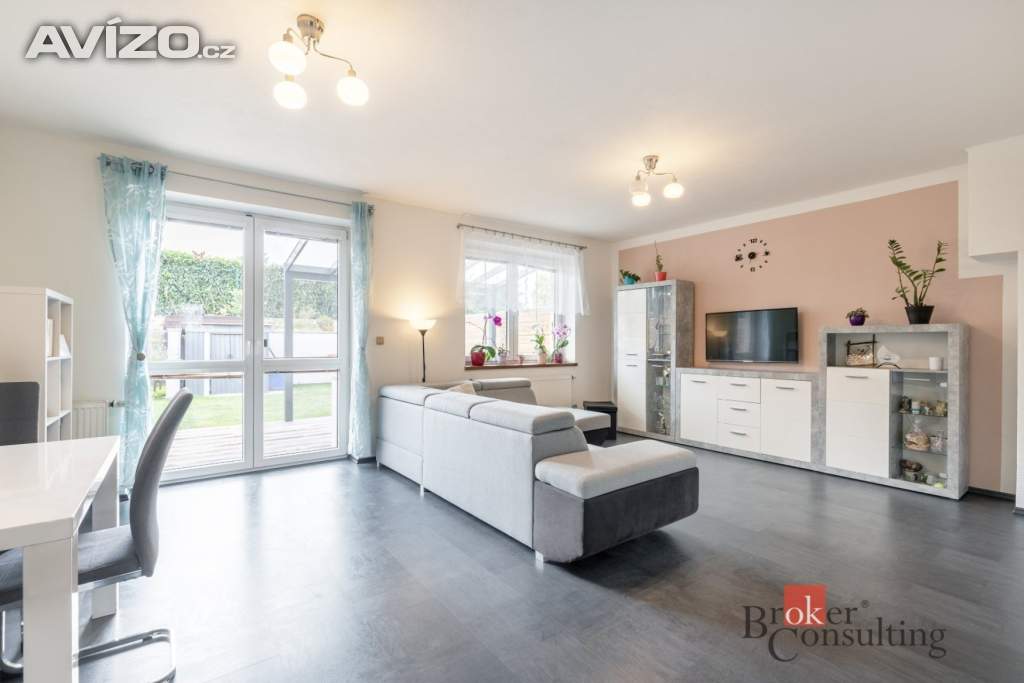 Foto inzerátu Prodej rodinného domu 100 m², Holubice