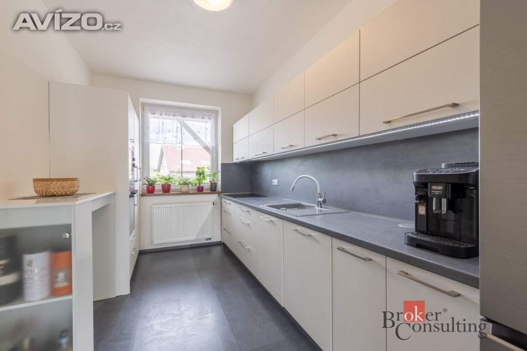 Foto inzerátu Prodej rodinného domu 100 m², Holubice