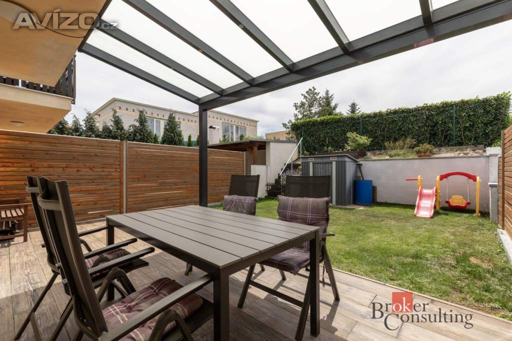 Foto inzerátu Prodej rodinného domu 100 m², Holubice