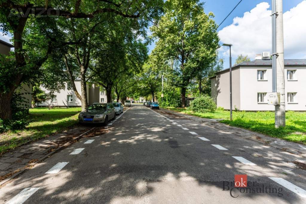 Foto inzerátu Prodej bytu 2+kk 37 m², Ostrava