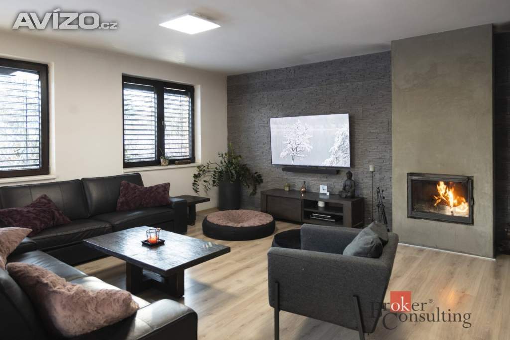 Foto inzerátu Prodej rodinného domu 280 m², Hýskov