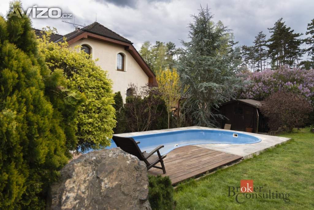 Foto inzerátu Prodej rodinného domu 280 m², Hýskov