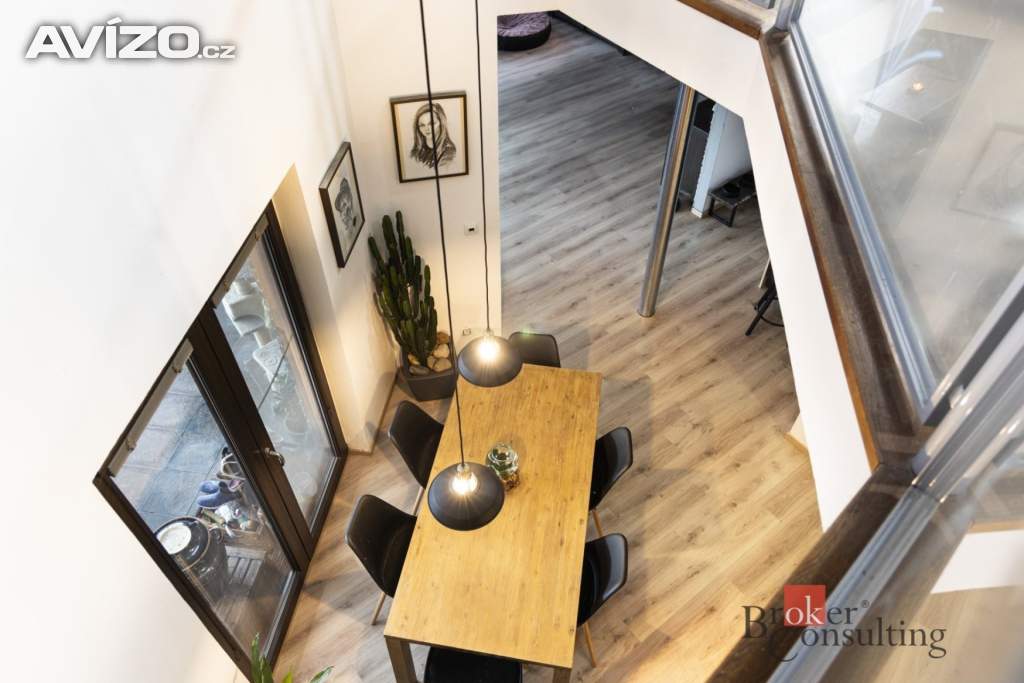 Foto inzerátu Prodej rodinného domu 280 m², Hýskov