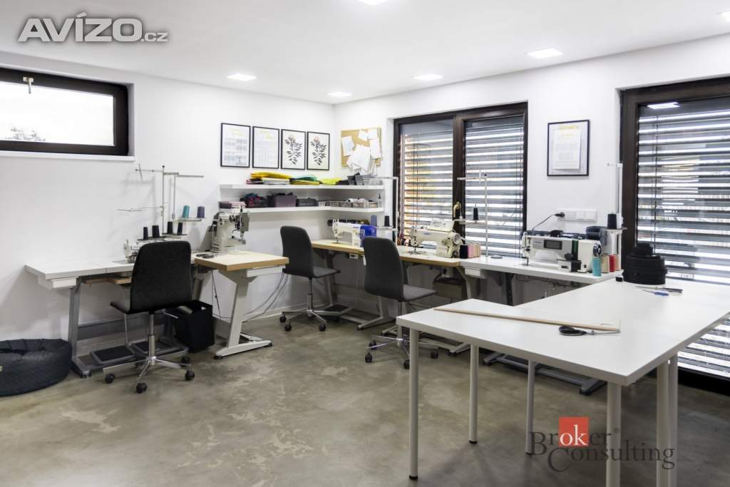 Foto inzerátu Prodej rodinného domu 280 m², Hýskov