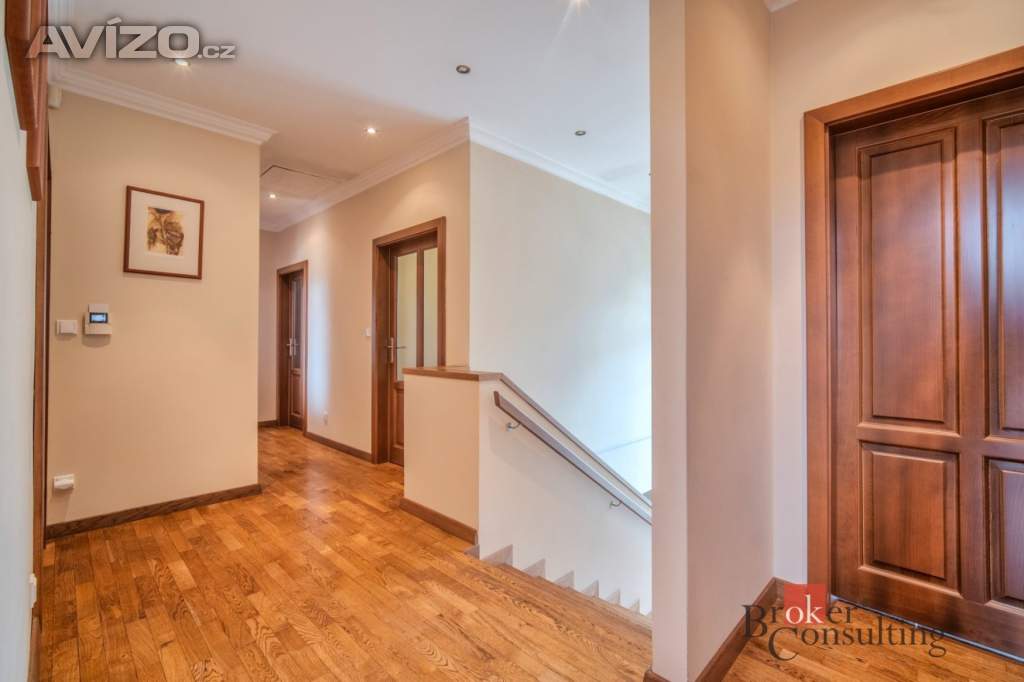 Foto inzerátu Prodej rodinného domu 307 m², Praha