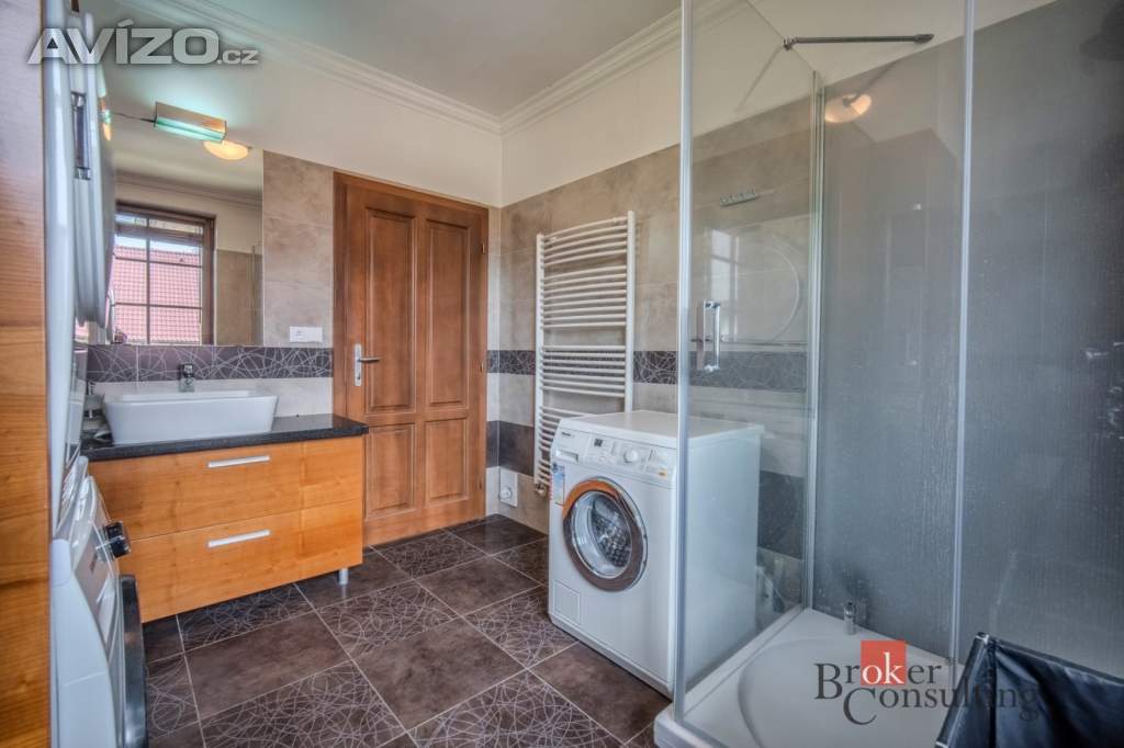Foto inzerátu Prodej rodinného domu 307 m², Praha