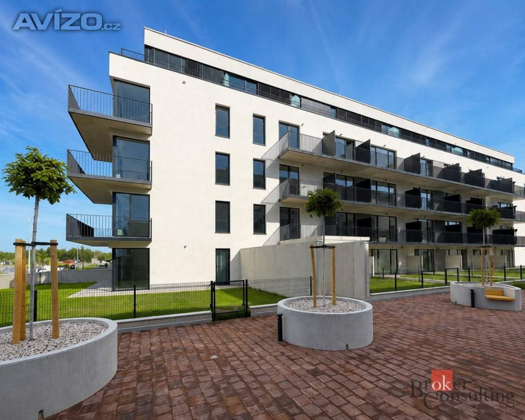 Pronájem bytu 1+kk 37 m², Plzeň