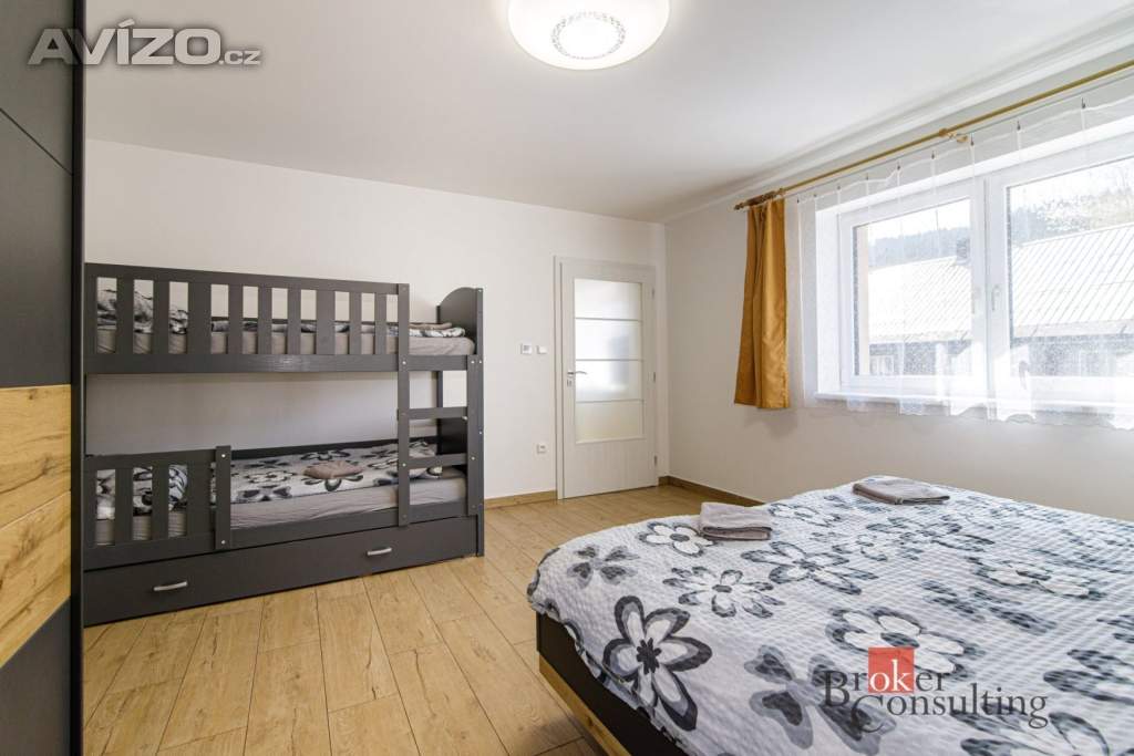 Foto inzerátu Prodej chalupy 250 m², Karolinka