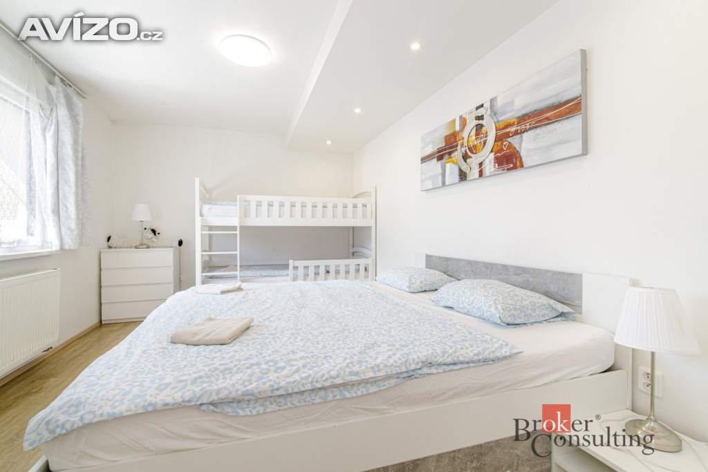 Foto inzerátu Prodej chalupy 250 m², Karolinka