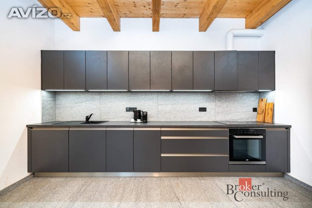 Foto inzerátu Prodej rodinného domu 213 m²